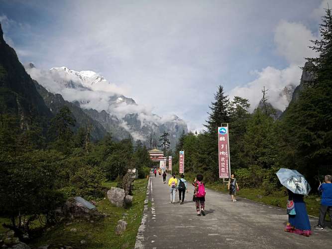 燕子沟风景区怎么样-燕子沟风景区怎么样好玩吗