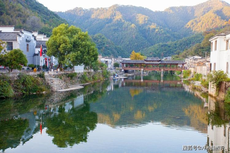 七八月份适合去哪旅游_七八月份适合去旅游的景点有哪些